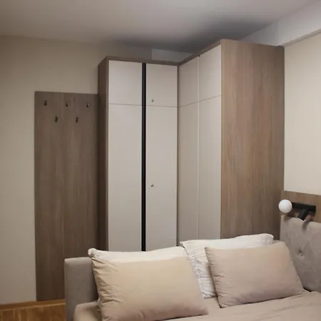 Ornament Lux B11 Vrnjačka Banja