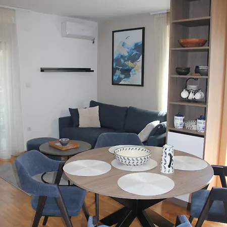 Ornament Lux B11 アパート *