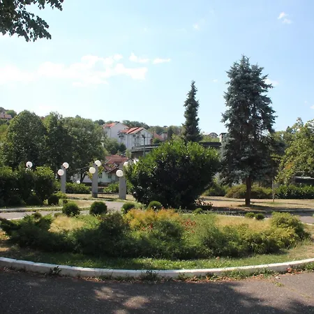 Ornament Lux B11 アパート Vrnjačka Banja