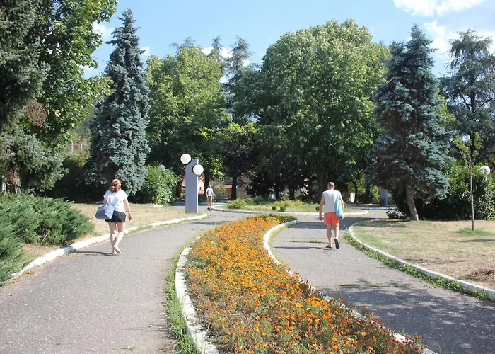 Ornament Lux B11 * Vrnjačka Banja